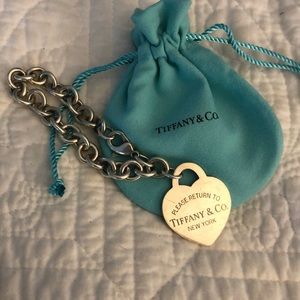 Authentic TIFFANY heart bracelet